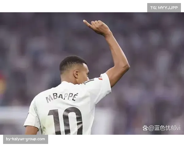 姆巴佩触球53次丢失球权19次,前场传球失误率高达42% 姆巴佩触球53次丢失球权19次,前场传球失误率高达42%